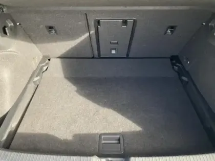 Photo 8 Volkswagen Golf  1.5 TSI EVO2 116ch VW Edition