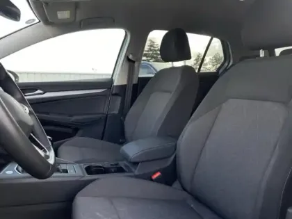 Photo 11 Volkswagen Golf  1.5 TSI EVO2 116ch VW Edition