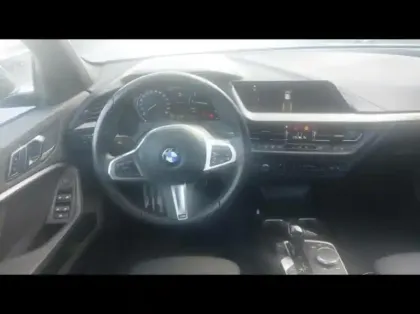 Photo 8 BMW Serie 1 Série 1 118iA 136ch M Sport DKG7