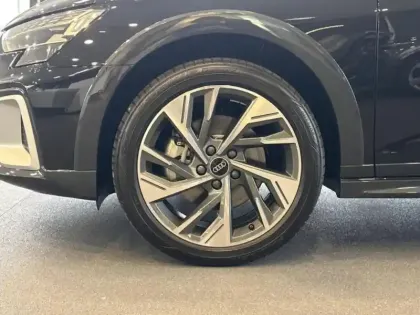 Photo 12 Audi A3  allstreet 1.5 TFSI 150ch Hybride Avus S tronic 7