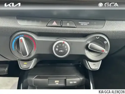 Photo 10 Kia Stonic  1.0 T-GDi 100ch Active DCT7