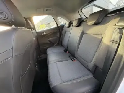 Photo 11 Opel Crossland  1.2 Turbo 110ch Elegance