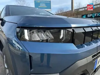 Photo 12 Jeep Compass  1.2 Turbo T3 145ch e-Hybrid Altitude BVR6