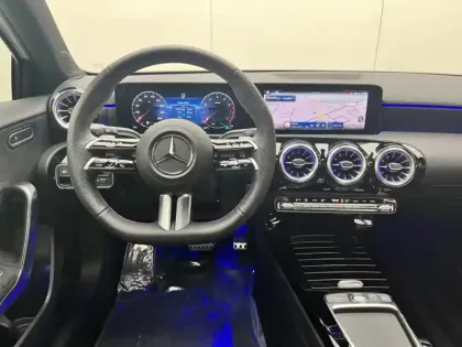 Photo 16 Mercedes Classe A Gén. IV (W177) Ph2 AMG Line 5