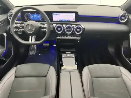 Photo 10 Mercedes Classe A Gén. IV (W177) Ph2 AMG Line 5