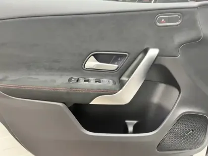 Photo 14 Mercedes Classe A Gén. IV (W177) Ph2 AMG Line 5