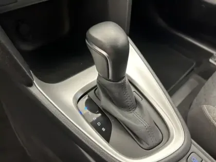 Photo 11 Toyota Yaris 1.5 116H DYNAMIC