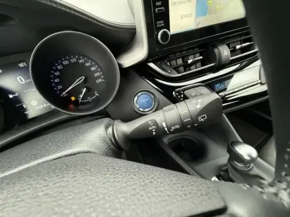 Photo 25 Toyota C-HR 2.0 Hybride 184 Dynamic Business