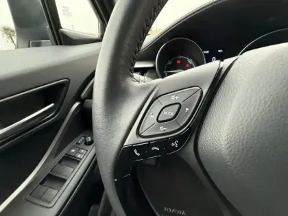 Photo 9 Toyota C-HR 2.0 Hybride 184 Dynamic Business