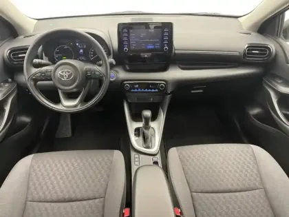 Photo 16 Toyota Yaris Hybride 116h Dynamic