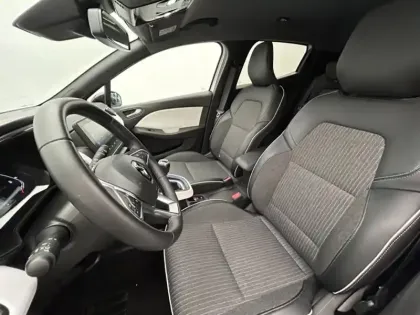 Photo 12 Renault Clio V Techno 1.0 90 ch