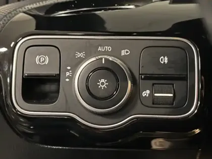 Photo 18 Mercedes Classe A 180 d Progressive Line