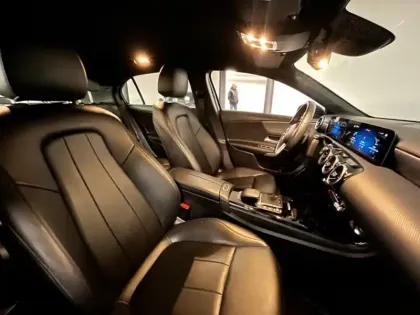 Photo 12 Mercedes Classe A 180 d Progressive Line