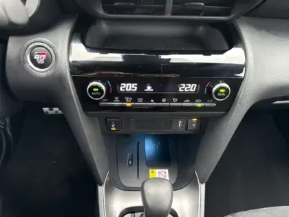 Photo 18 Toyota Yaris Hybride 116h GR Sport