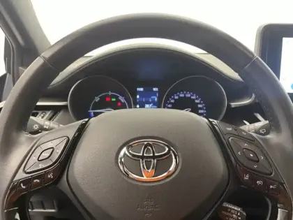 Photo 16 Toyota C-HR 1.8 Hybride 122 Design
