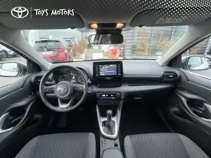 Photo 10 Toyota Yaris Hybride 116h Dynamic