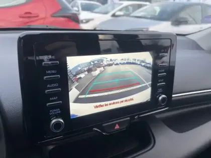 Photo 17 Toyota Yaris Hybride 116h Dynamic