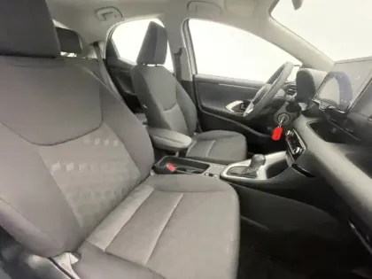 Photo 16 Toyota Yaris Hybride 116h Dynamic