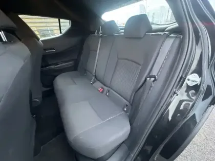 Photo 12 Toyota C-HR 122h Dynamic Business