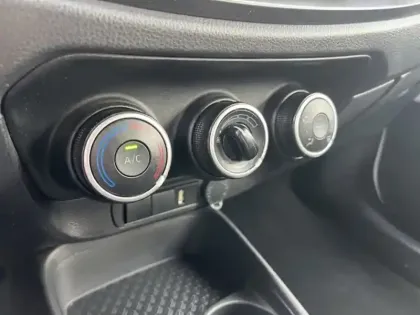 Photo 16 Toyota Aygo 1.0 VVT-i 72 Dynamic