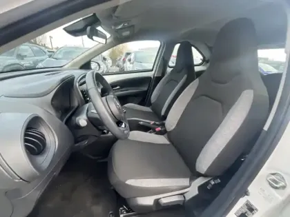 Photo 11 Toyota Aygo 1.0 VVT-i 72 Dynamic