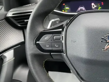 Photo 25 Peugeot 2008 II 1.2 PT 130 S&S EAT8 GT Line