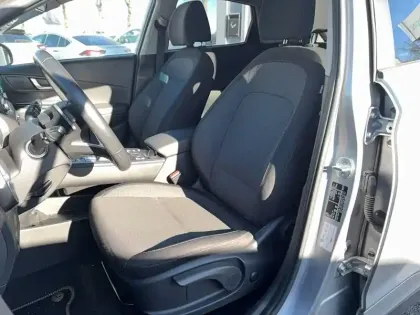 Photo 7 Hyundai Kona  Electrique 39 kWh - 136 ch