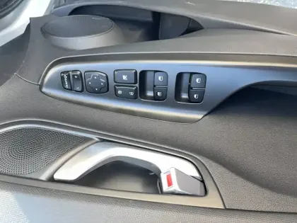 Photo 11 Hyundai Kona  Electrique 39 kWh - 136 ch