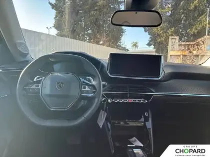 Photo 13 Peugeot 208  Hybrid 100 e-DCS6