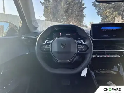 Photo 14 Peugeot 208  Hybrid 100 e-DCS6