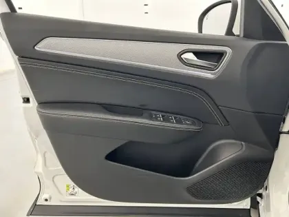 Photo 19 Renault Arkana  E-Tech 145 - 23