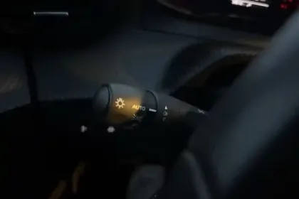 Photo 9 Peugeot 2008  PureTech 100 S&S BVM6