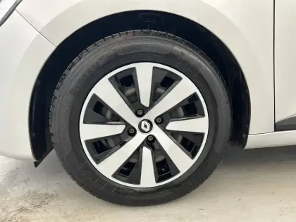 Photo 53 Renault Clio Gén. V (BJA) Ph1 NG Equilibre 5