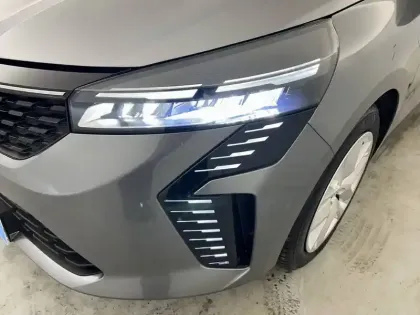 Photo 20 Renault Clio  E-Tech full hybrid 145 ch GSR2