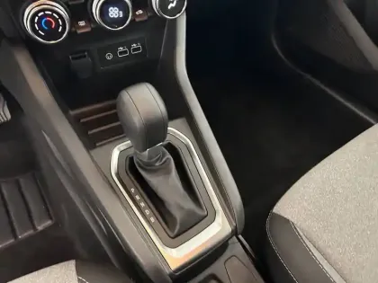 Photo 12 Renault Clio  E-Tech full hybrid 145 ch GSR2