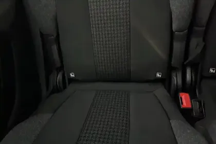 Photo 21 Peugeot 5008  PureTech 130ch S&S EAT8