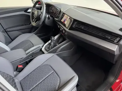 Photo 7 Audi A1  Sportback 25 TFSI 95 ch S tronic 7