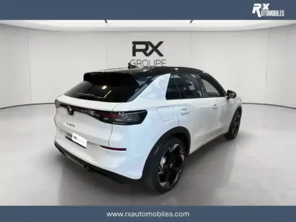 Photo 10 Volkswagen T-roc  1.5 eTSI EVO2 Hybrid 150 ch DSG7