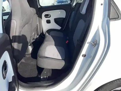 Photo 83 Renault Twingo  III E-Tech