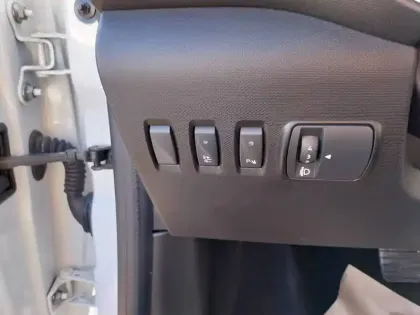 Photo 62 Renault Twingo  III E-Tech