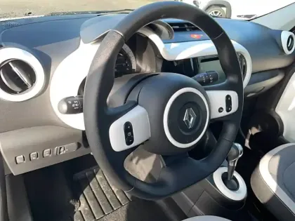 Photo 52 Renault Twingo Gén. III (C07) Ph2 NG Equilibre 5