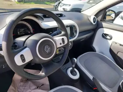 Photo 28 Renault Twingo  III E-Tech