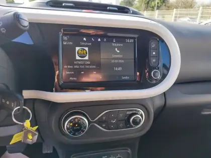 Photo 64 Renault Twingo  III E-Tech
