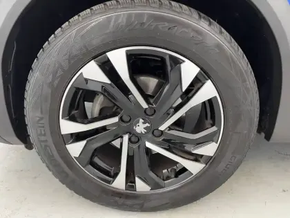 Photo 19 Peugeot 2008  PureTech 130 S&S EAT8