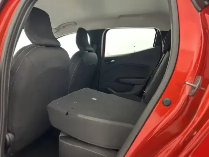 Photo 10 Renault Clio  E-Tech full hybrid 145 ch GSR2