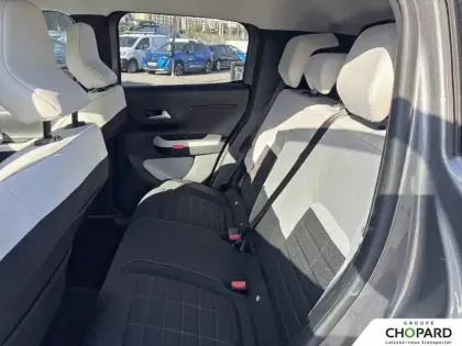 Photo 10 Citroën C3  Turbo 100 ch BVM6