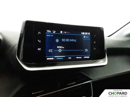 Photo 11 Peugeot 208  PureTech 75 S&S BVM5