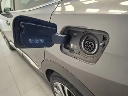 Photo 16 Peugeot 3008  Hybrid 225 e-EAT8