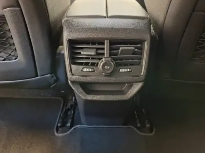 Photo 21 Peugeot 3008  Hybrid 225 e-EAT8