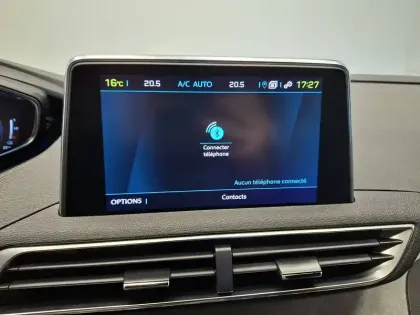 Photo 31 Peugeot 3008  Hybrid 225 e-EAT8